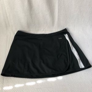 (2) BUNDLE - Champion RunSkirts- M w/builtin short